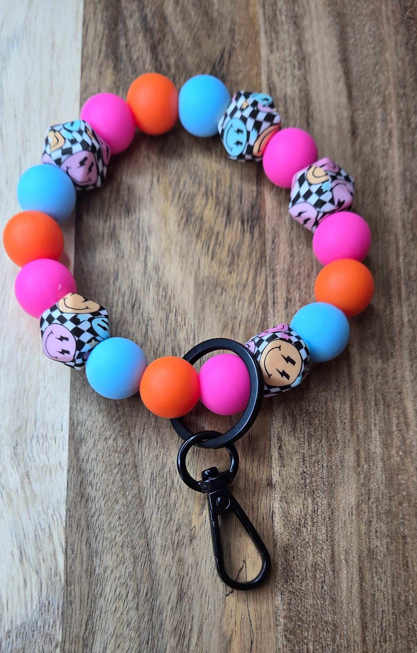 Bright Smiley Checkered Wristlet