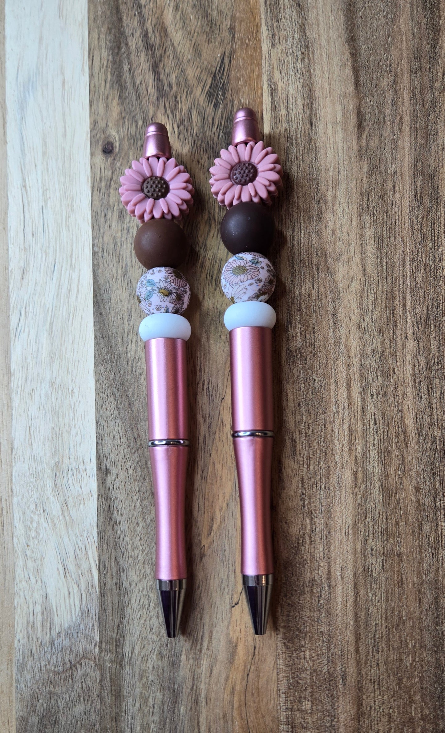 Tans & Pinks with Dark Pink Daisy Pens