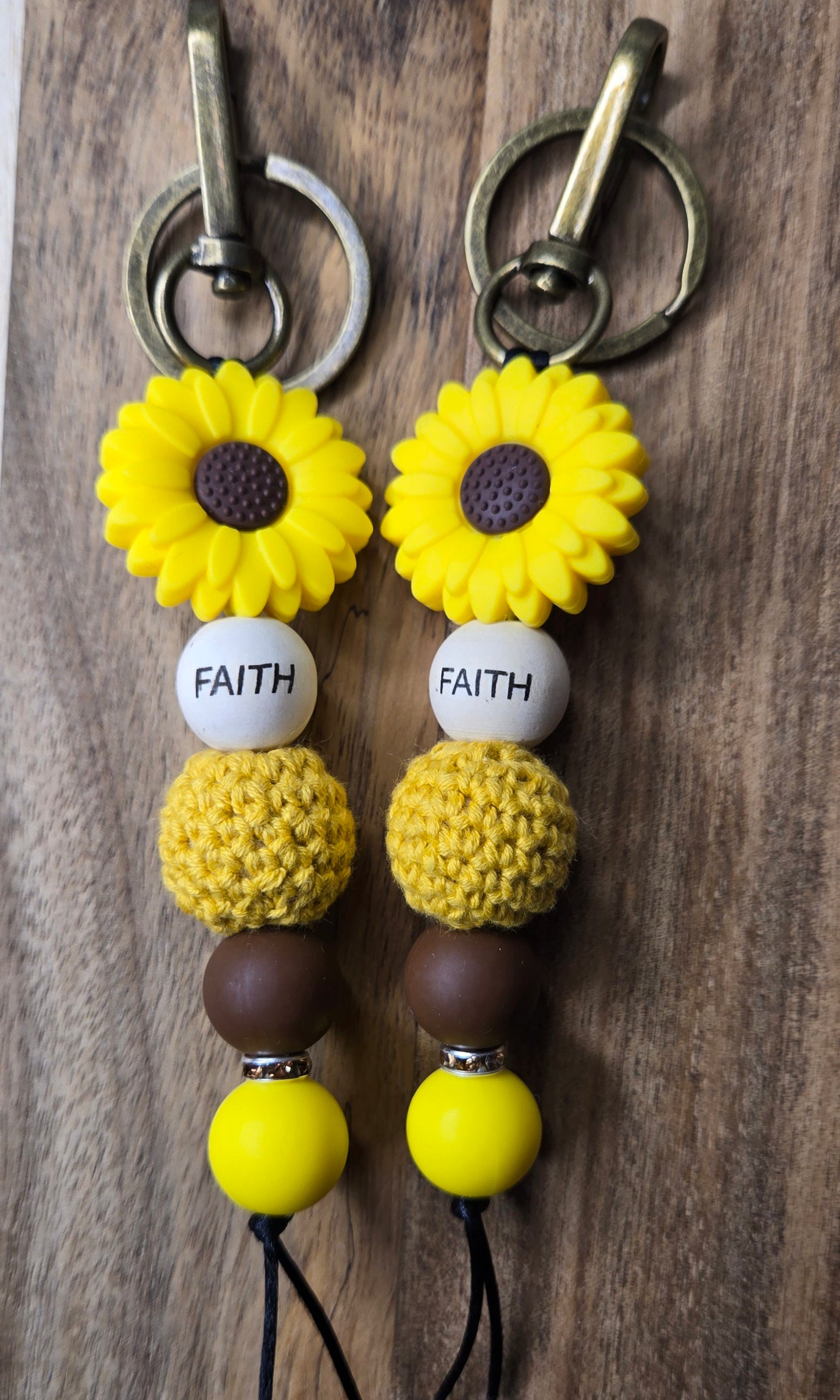 Crochet Daisy Keychains