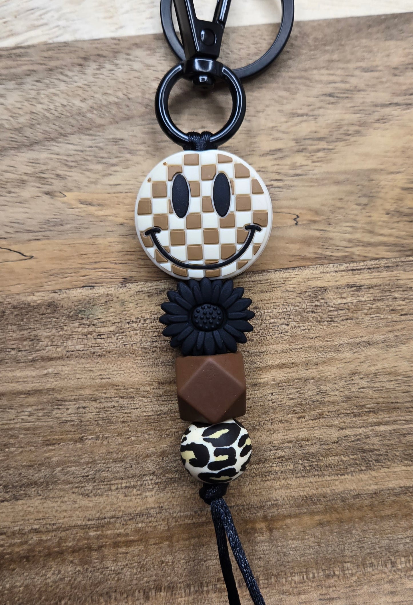 Tan Checkered Smile w/ Animal Print Keychains