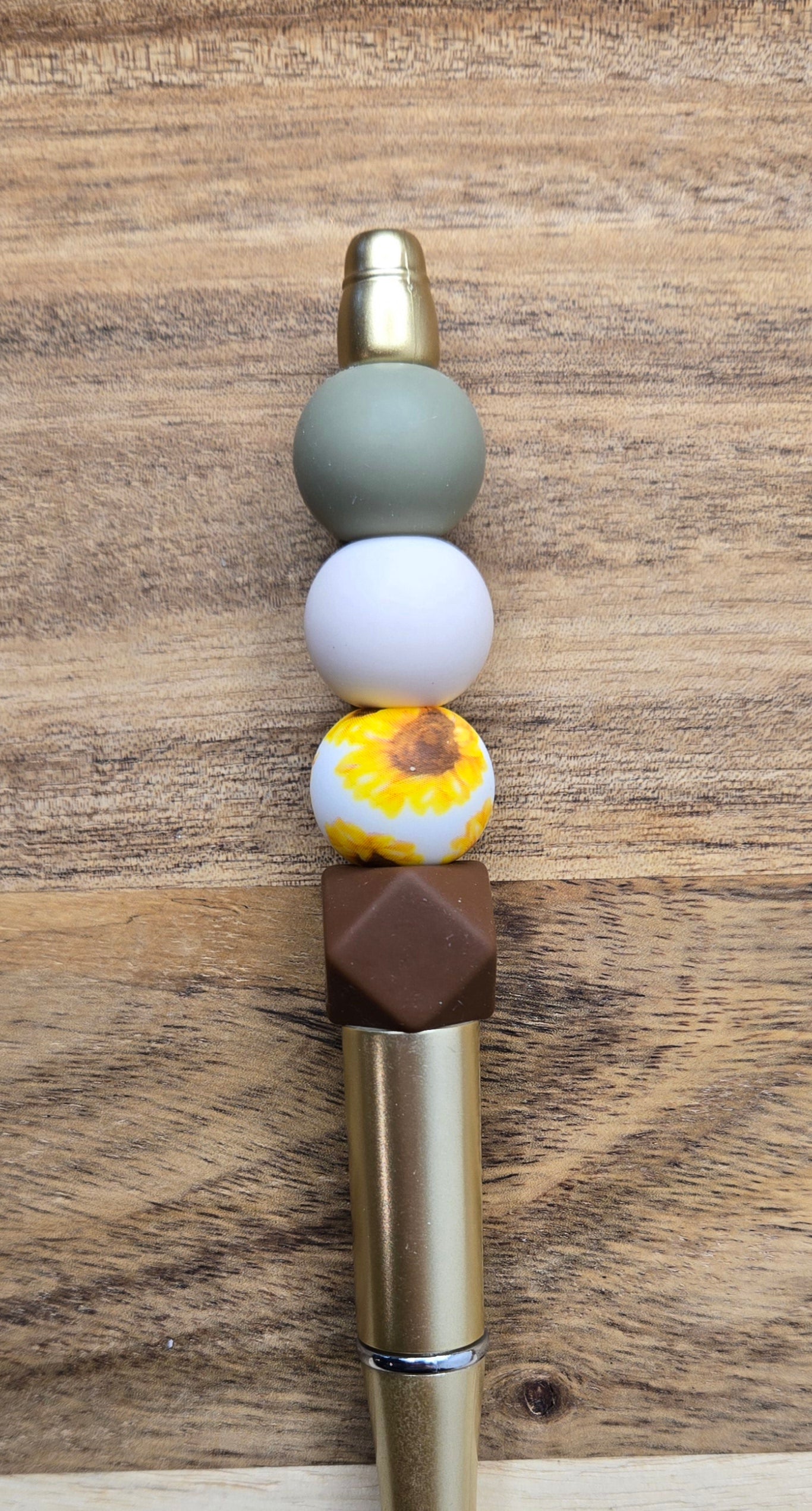 Brown/Greens with Yellow Daisy Pen