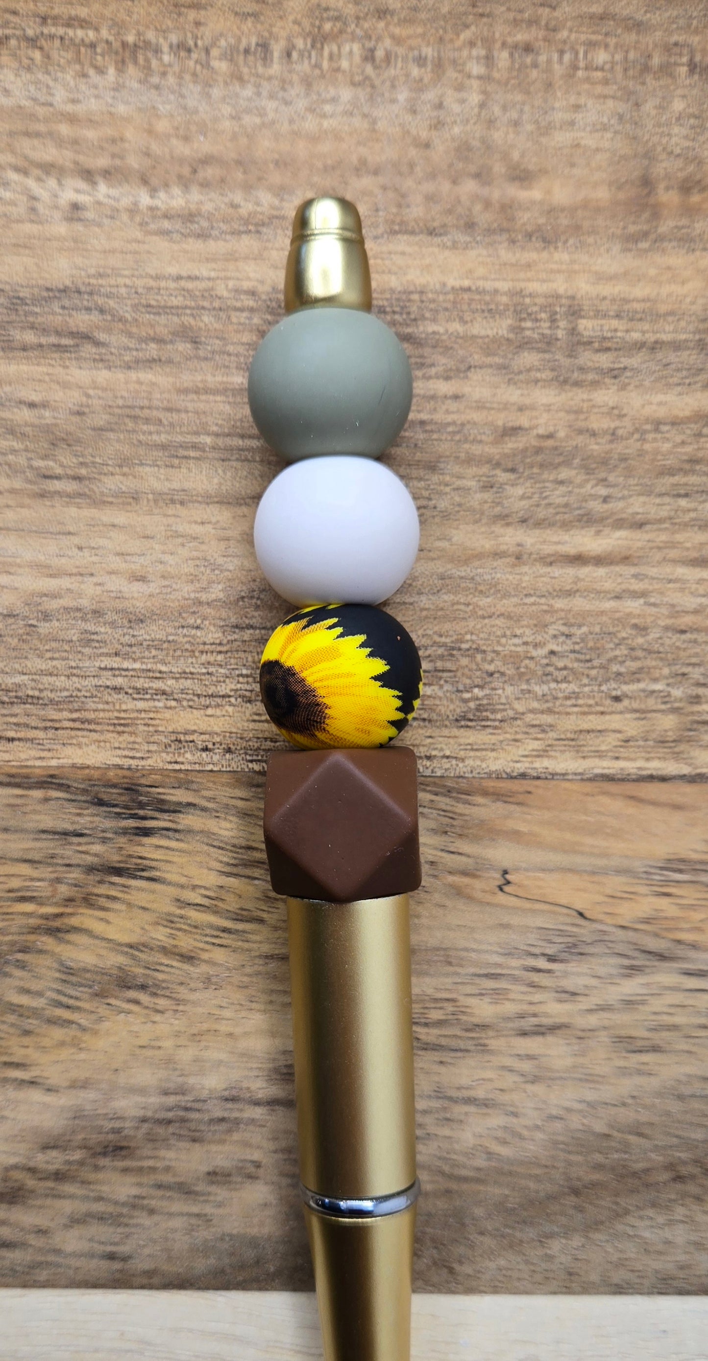 Brown/Greens with Yellow Daisy Pen