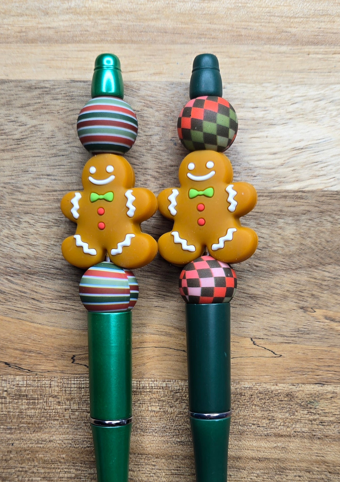 Gingerbread With Bow Ties Pen
