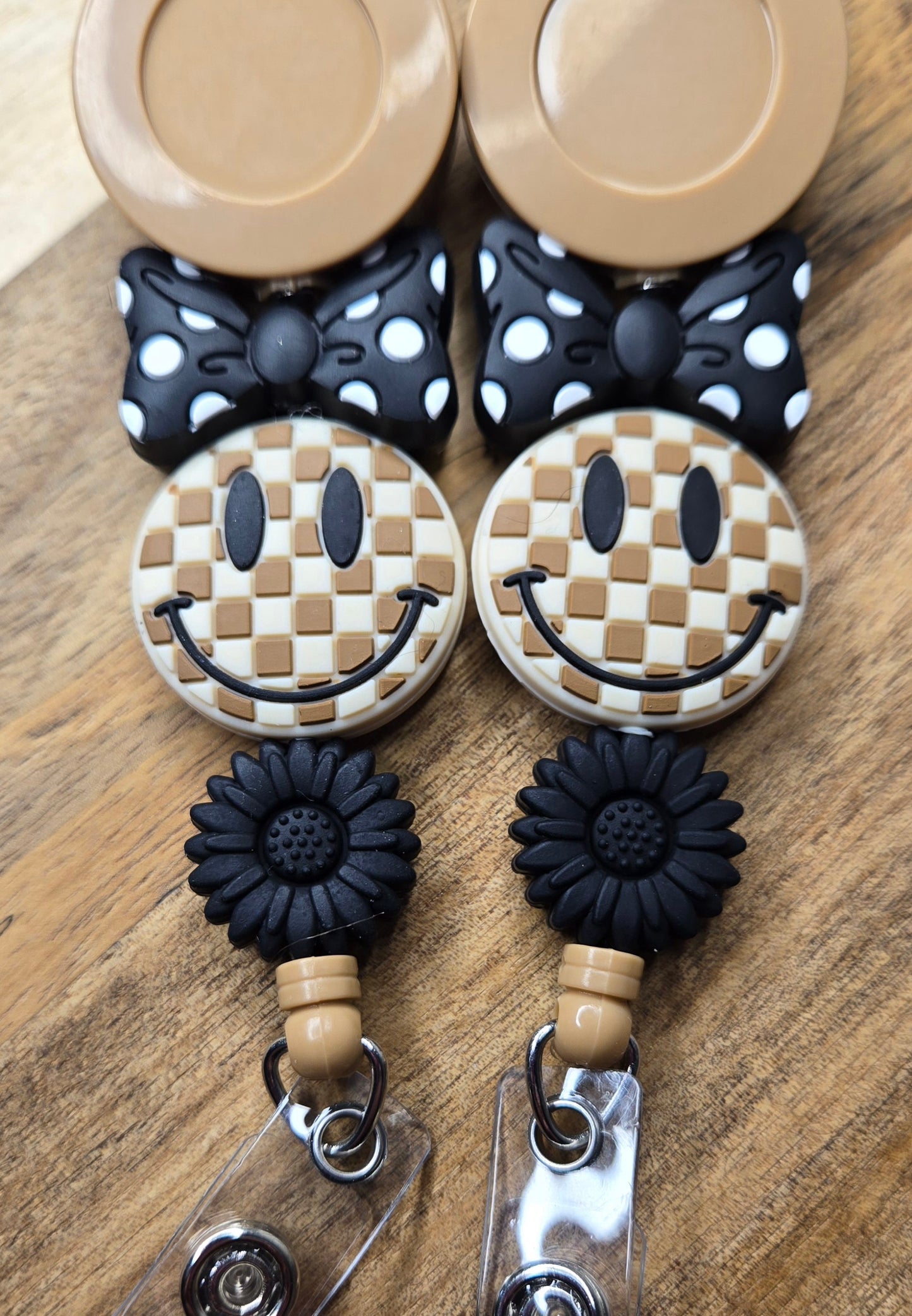 A Bow A Smile & Daisy