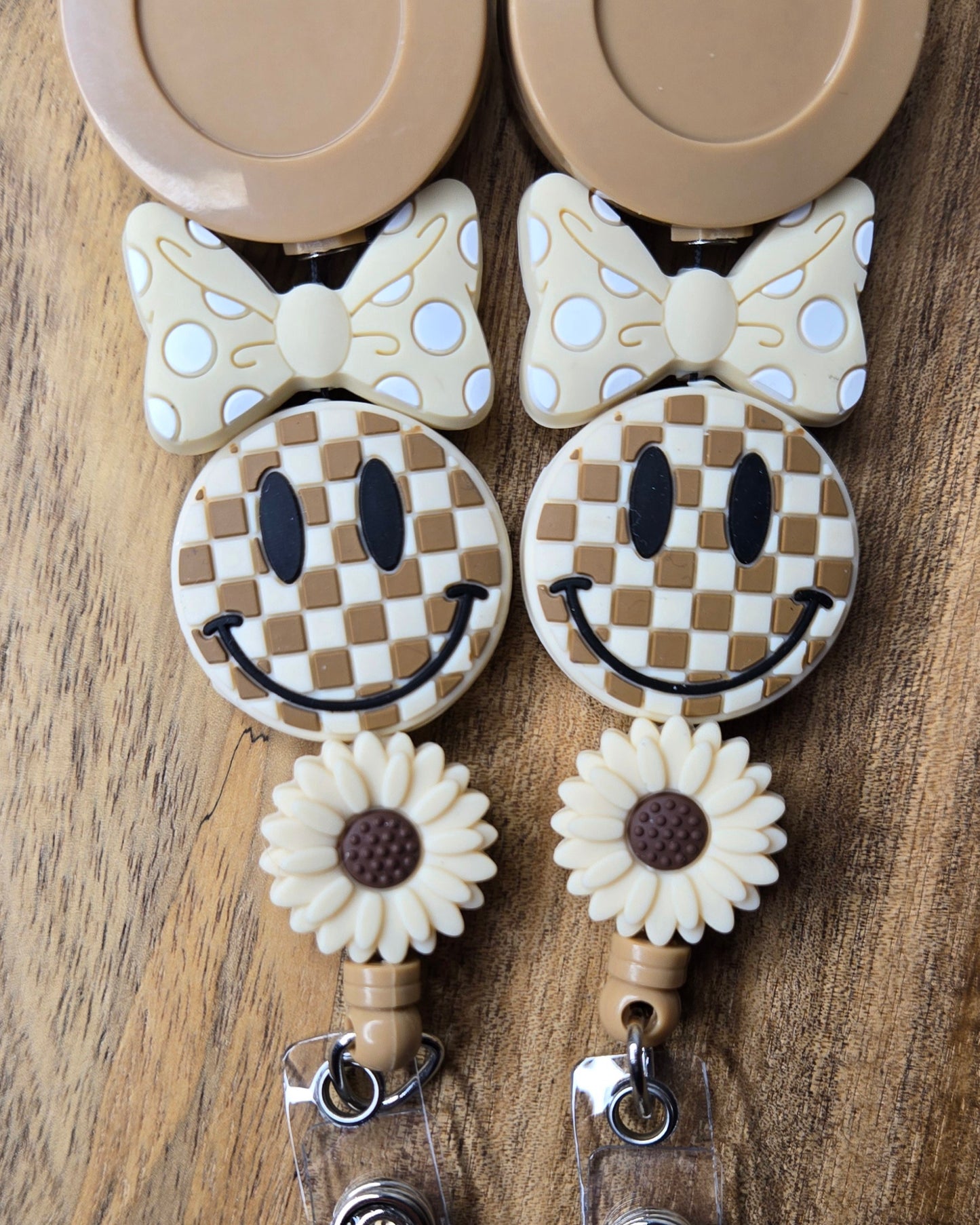 A Bow A Smile & Daisy