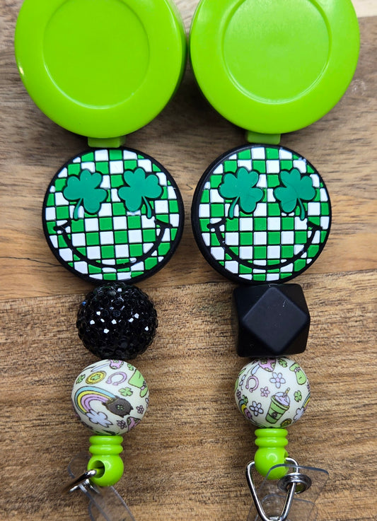 Shamrock Smile w/ Rainbow Round