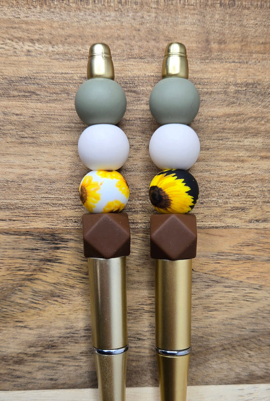 Brown/Greens with Yellow Daisy Pen